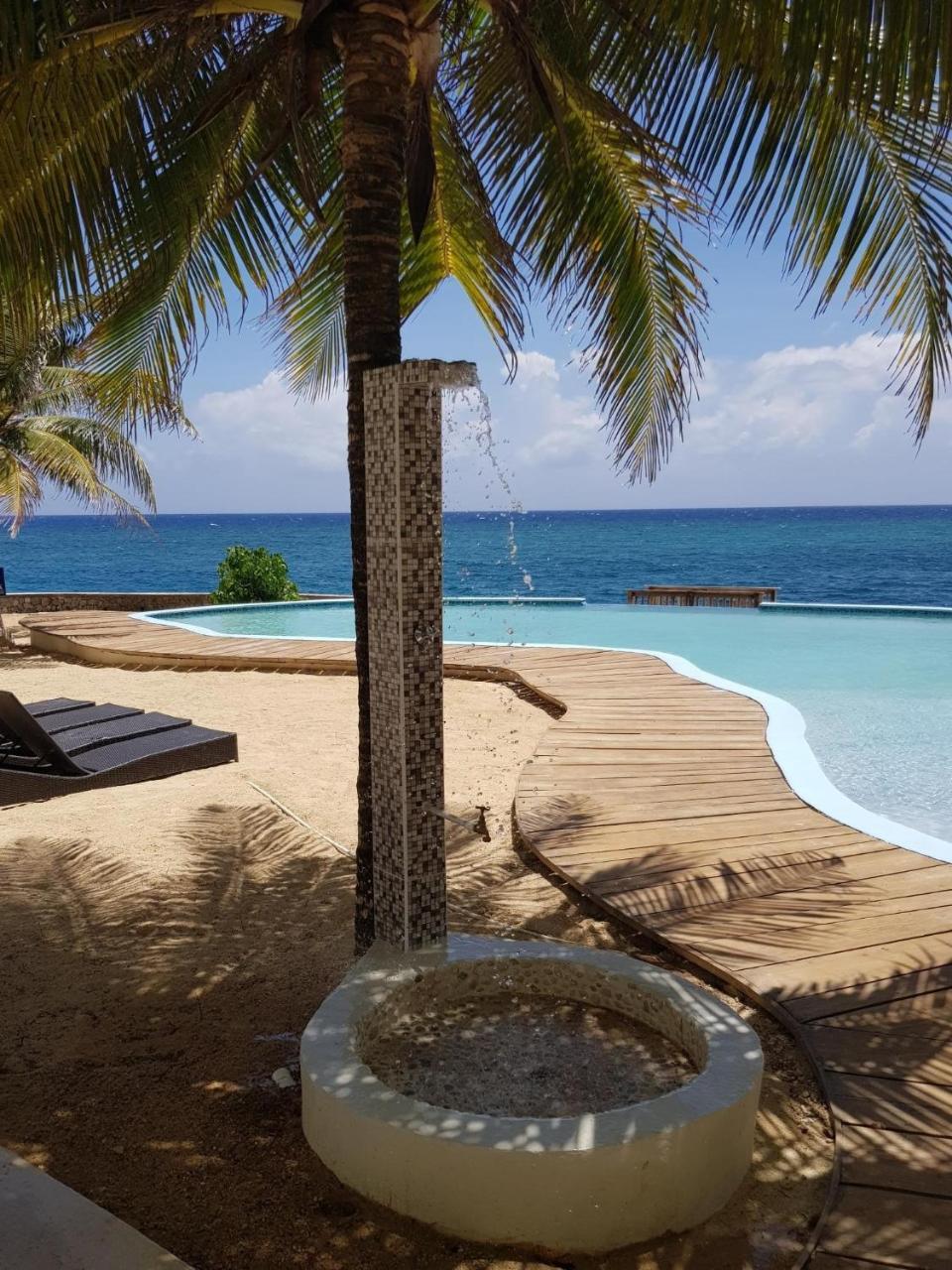Ocho Rios Penthouse At Whispering Seas 아파트 외부 사진